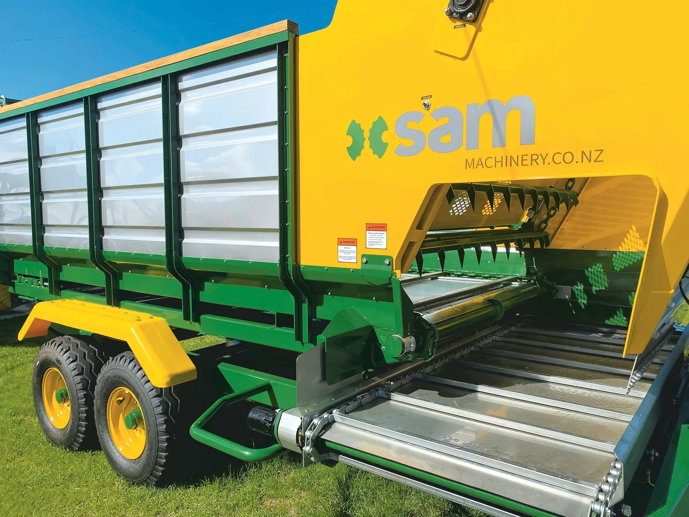 Sam Machinery silage wagon